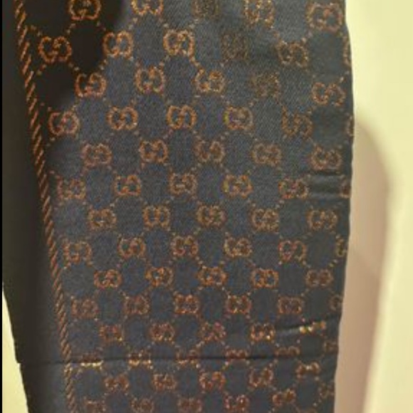Gucci Metallic GG Wool Scarf. Perfect condition - Picture 6 of 7